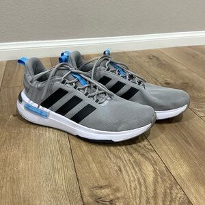 Adidas Racer TR23 men’s tennis shoe - size 11.5